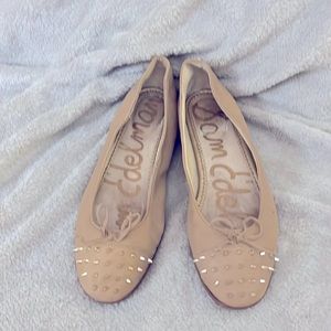 Gently used Sam Edlelman Flat
